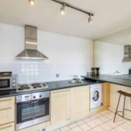 Centrally Located Flat - Battersea Park Road Лондон Экстерьер фото